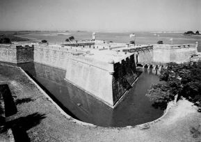 Castillo de San Marcos, ca. 1933. St. Augustine, Floridia; site of Carolinians' 1702 counterattack to &quot;Project sur la Caroline&quot;.