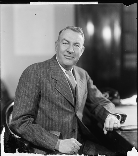 Photographic portrait of the Hon. Sam Ervin, circa 1945. By Harris & Ewing. Item LC-H25-320728-G, Harris & Ewing Collection, Library of Congress Prints & Photgraphs Online Catalog.